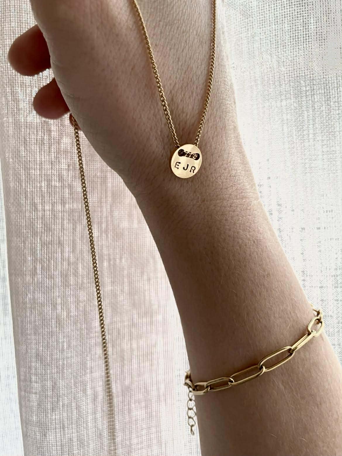 Keeps Pendant